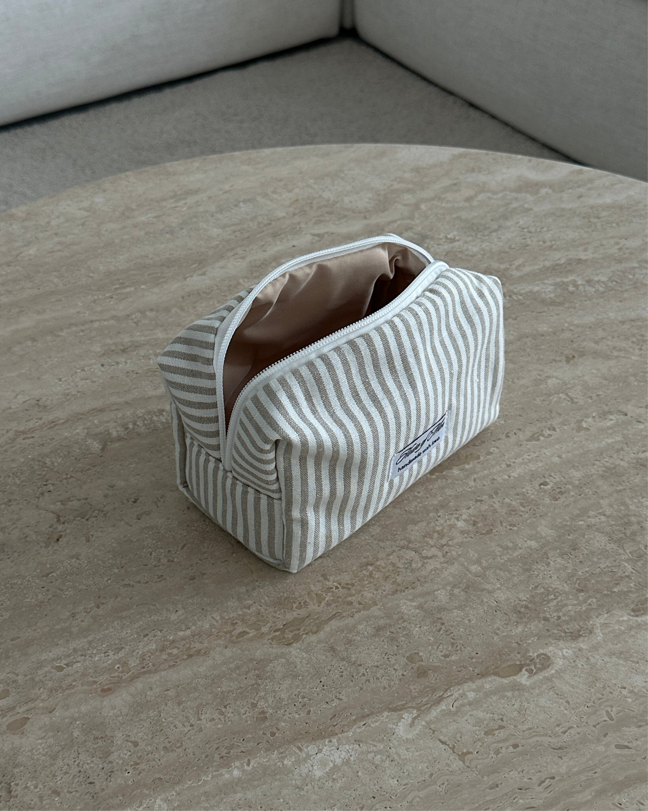 Daily Wellness Pouch in Linen